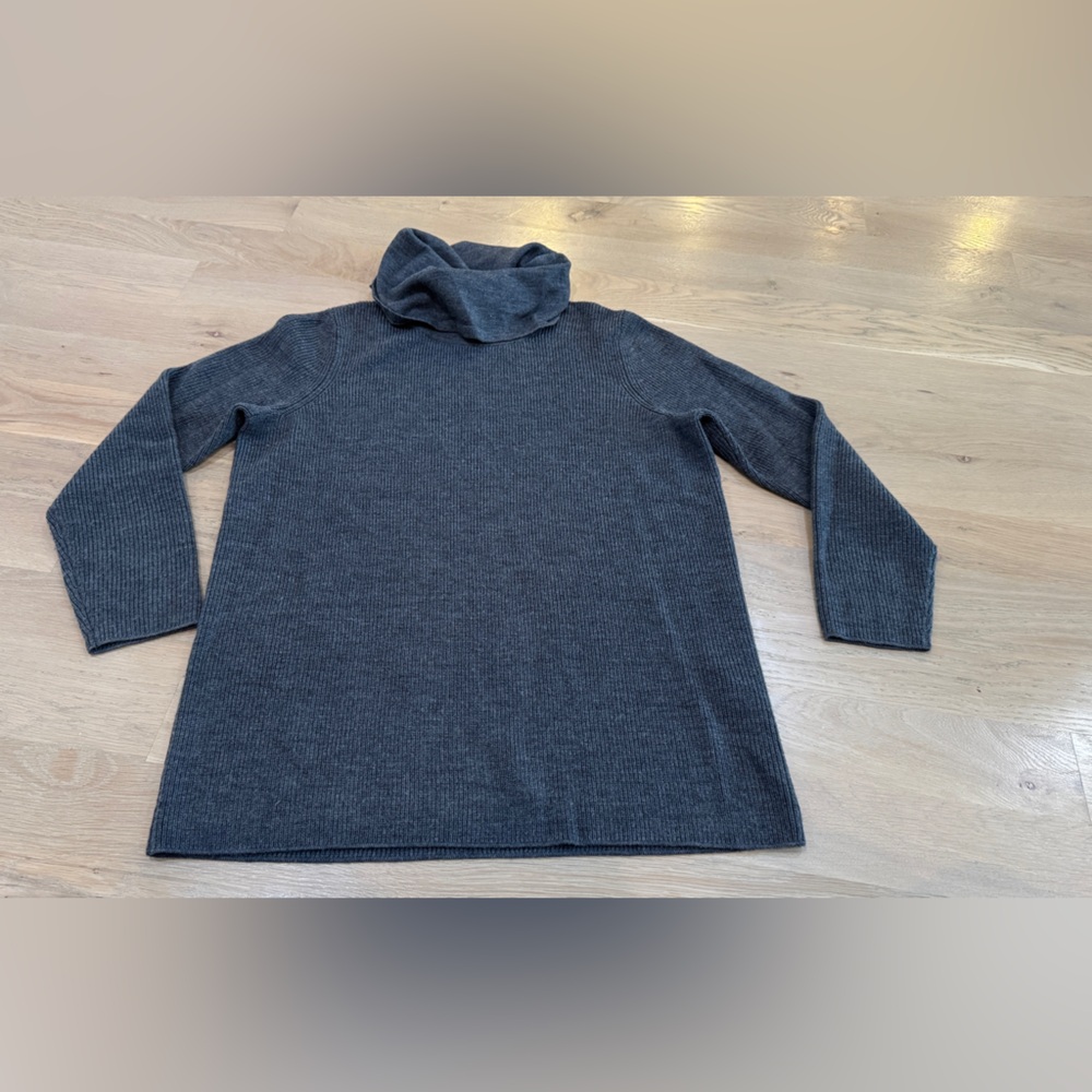 Edinburgh 100% wool oversized turtleneck sweater gray size small/medium